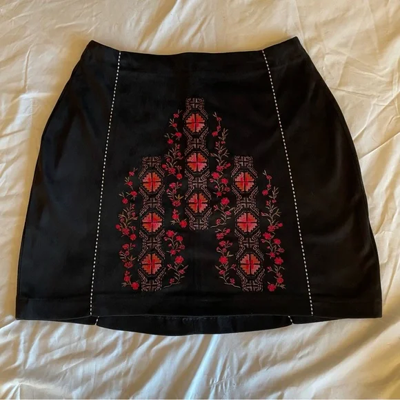 Embroidered western cheap skirt